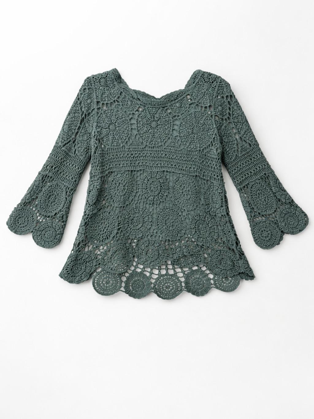 YULVET Blusa de encaje crochet floral con manga francesa acampanada y bajo ondulado en acabado calado elegante