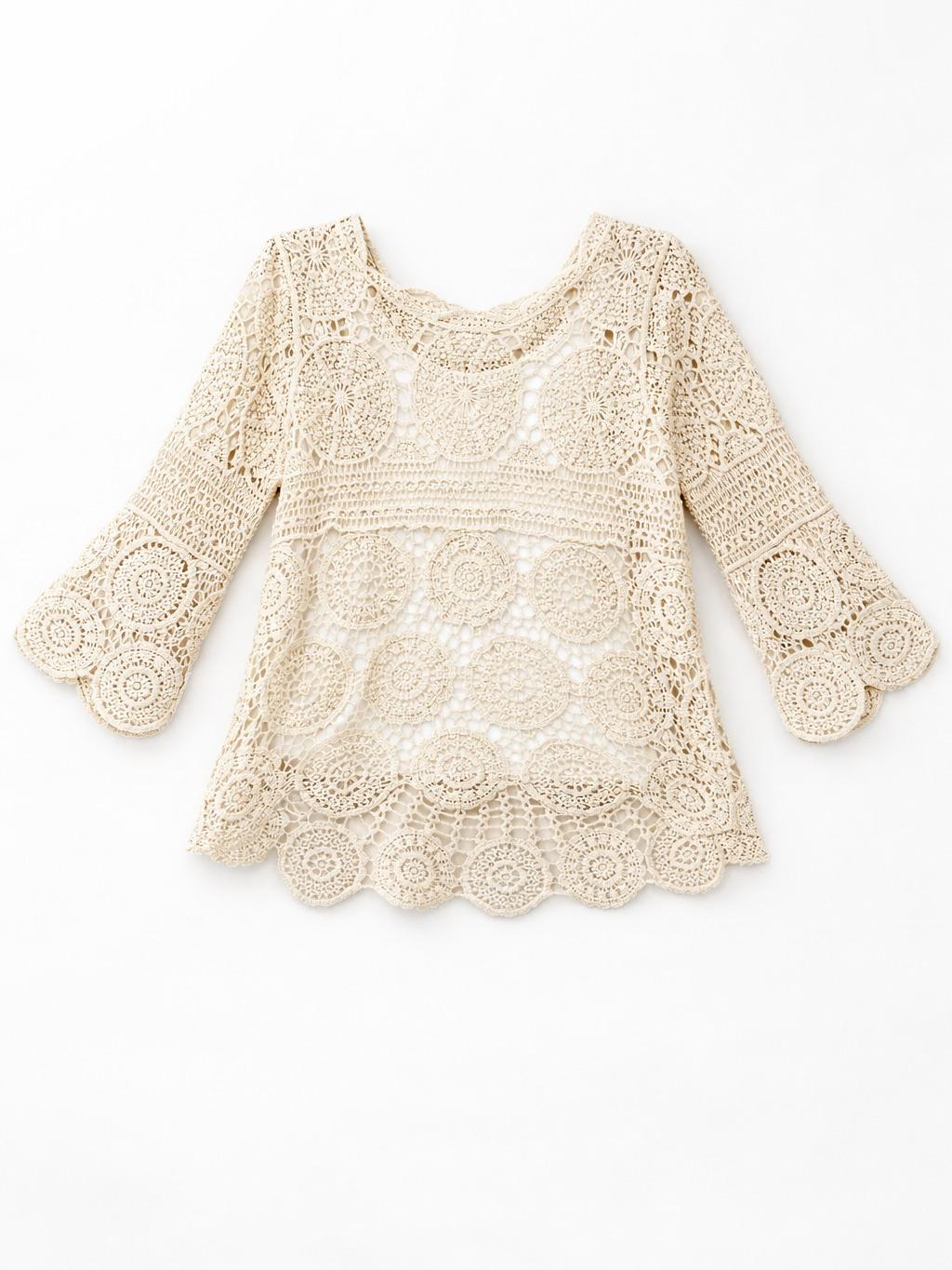 YULVET Blusa de encaje crochet floral con manga francesa acampanada y bajo ondulado en acabado calado elegante
