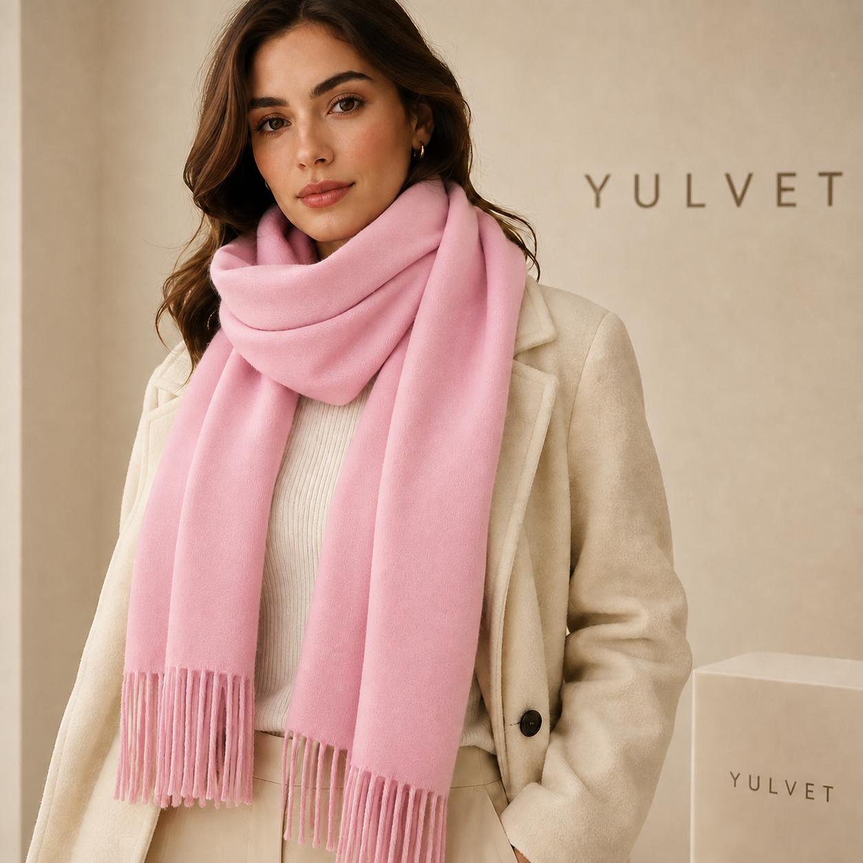 YULVET Bufanda grande para mujer de tacto suave con flecos, acabado liso y diseño elegante y versátil para uso diario, viajes y ocasiones especiales
