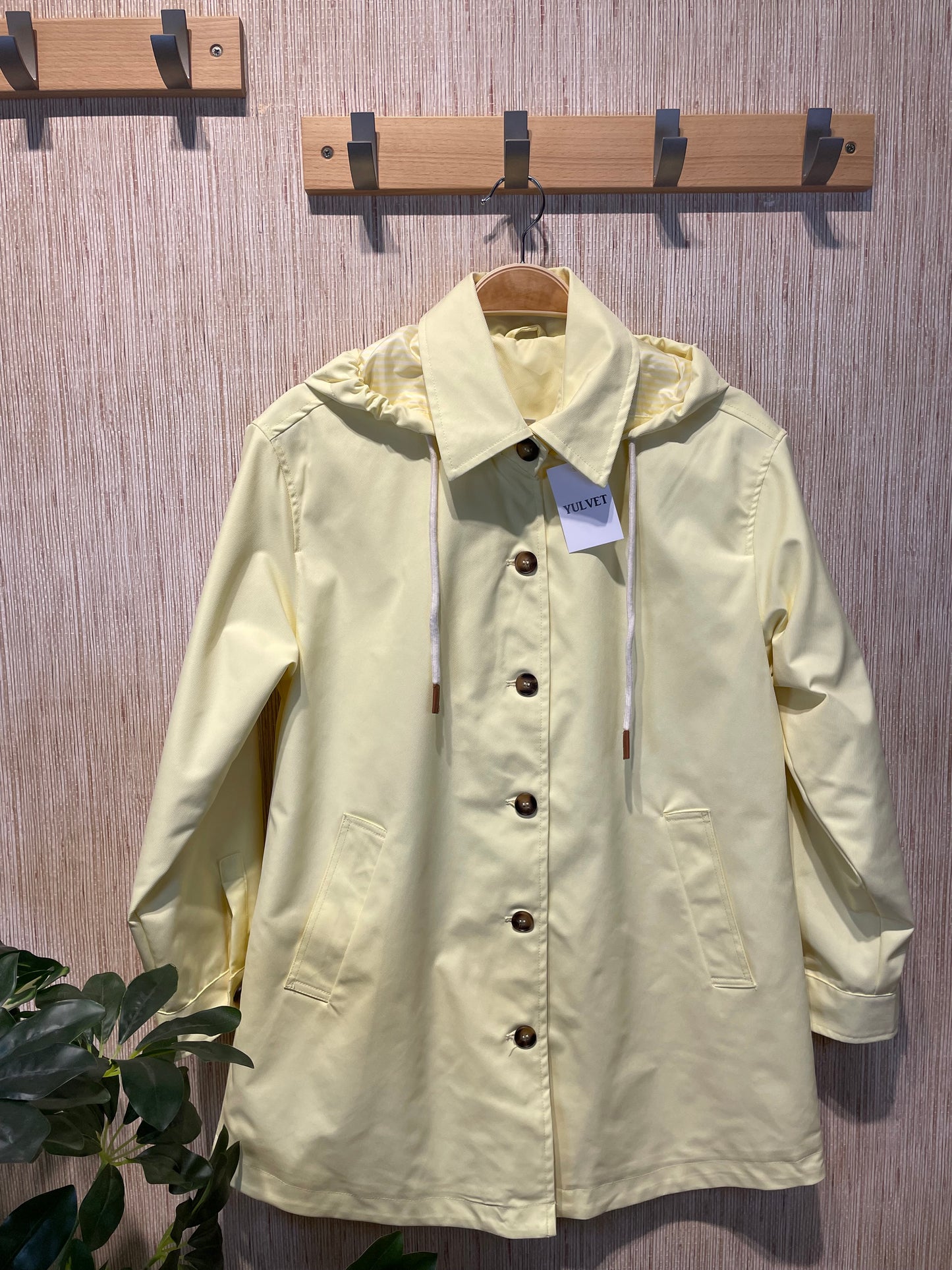 CHAQUETA NEREA CAPUCHA