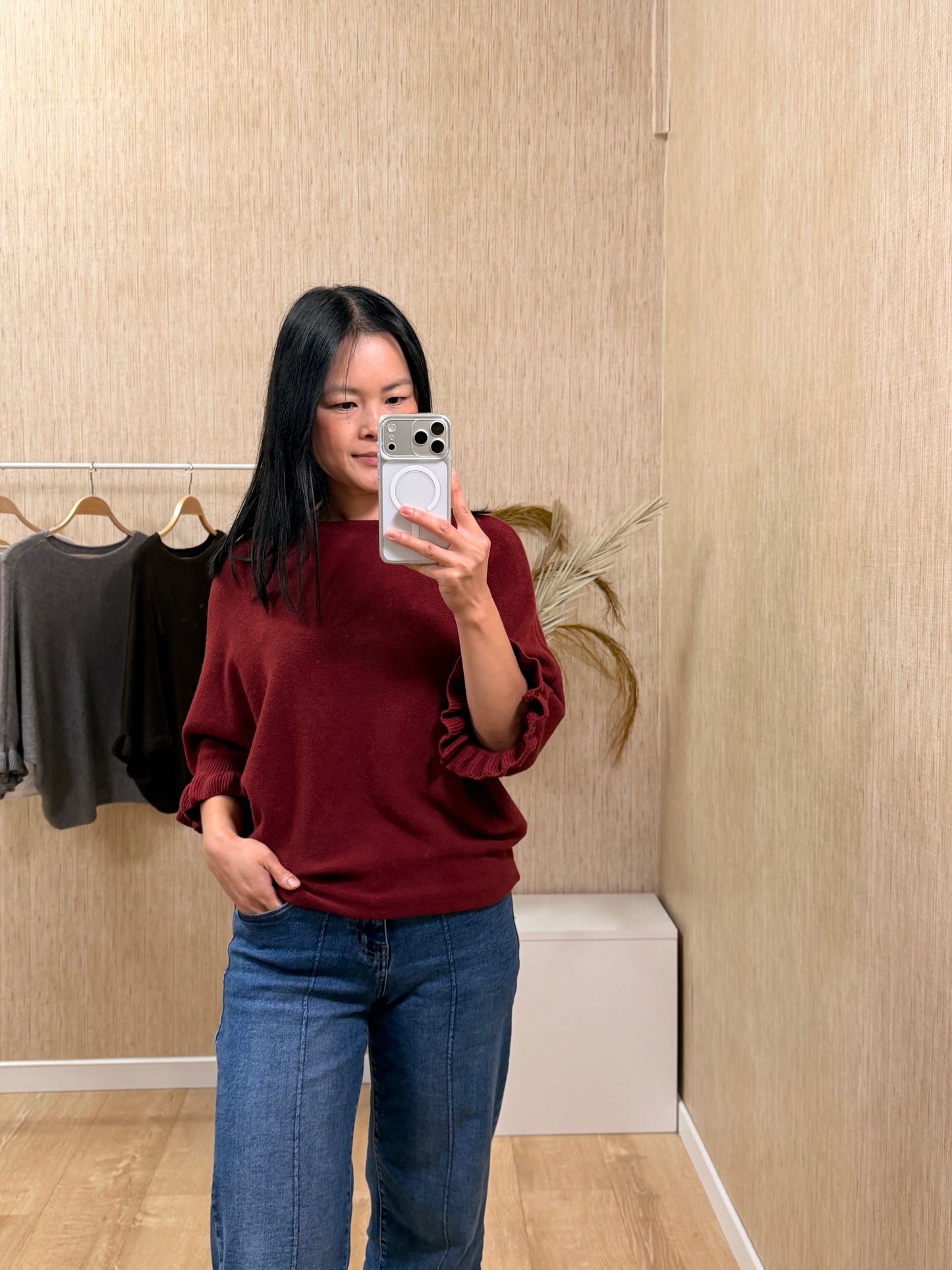 Jersey Mía – Elegancia cómoda con un toque especial