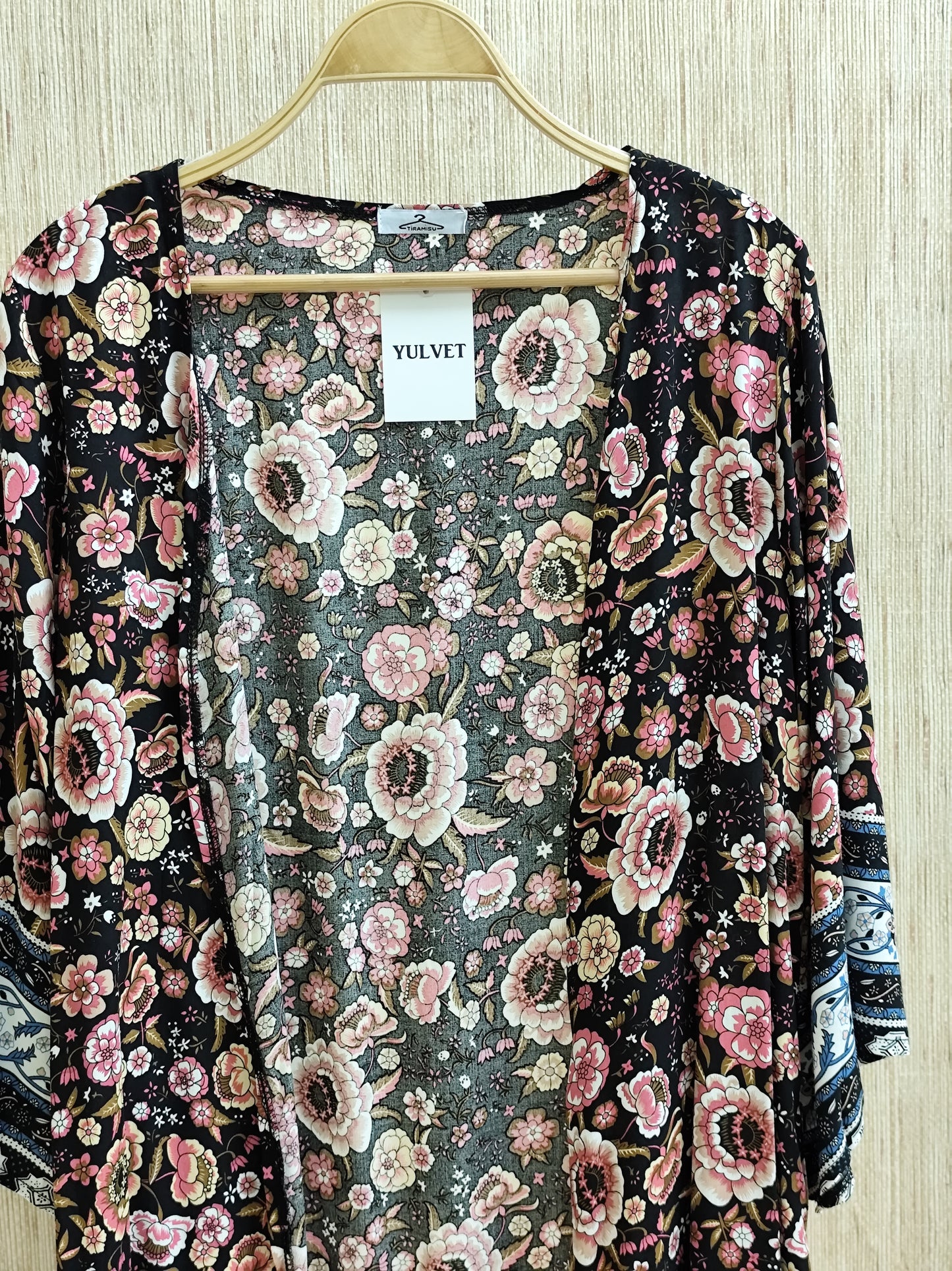 KIMONO