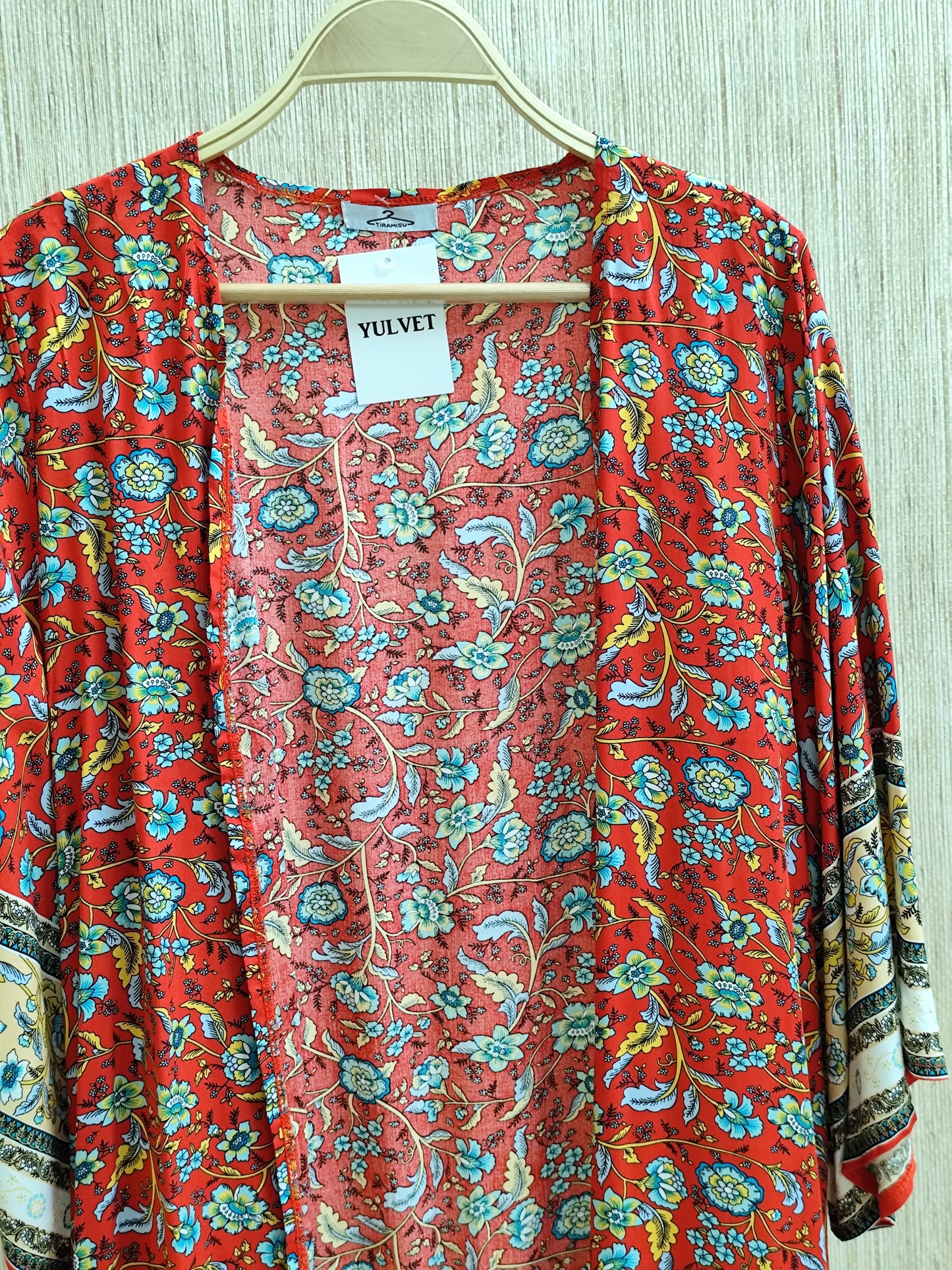 KIMONO