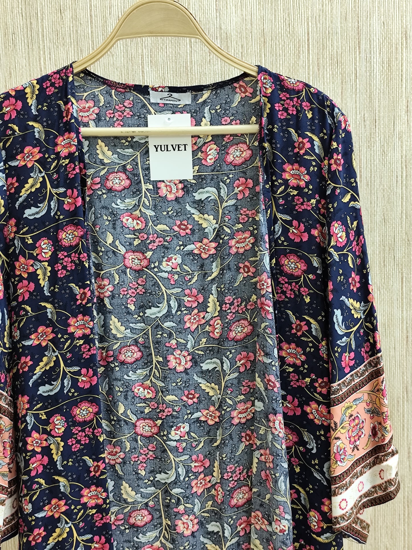 KIMONO