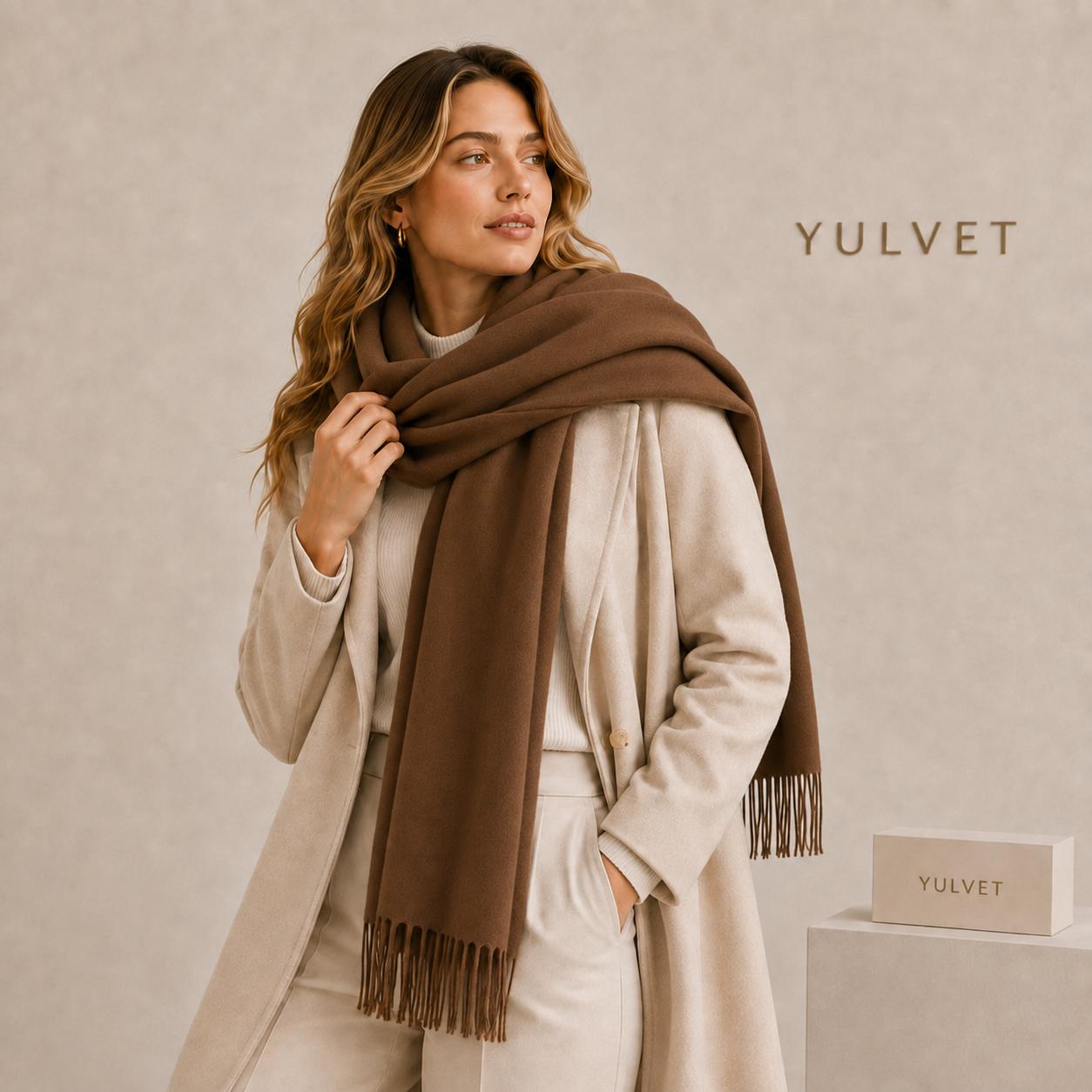 YULVET Bufanda grande para mujer de tacto suave con flecos, acabado liso y diseño elegante y versátil para uso diario, viajes y ocasiones especiales