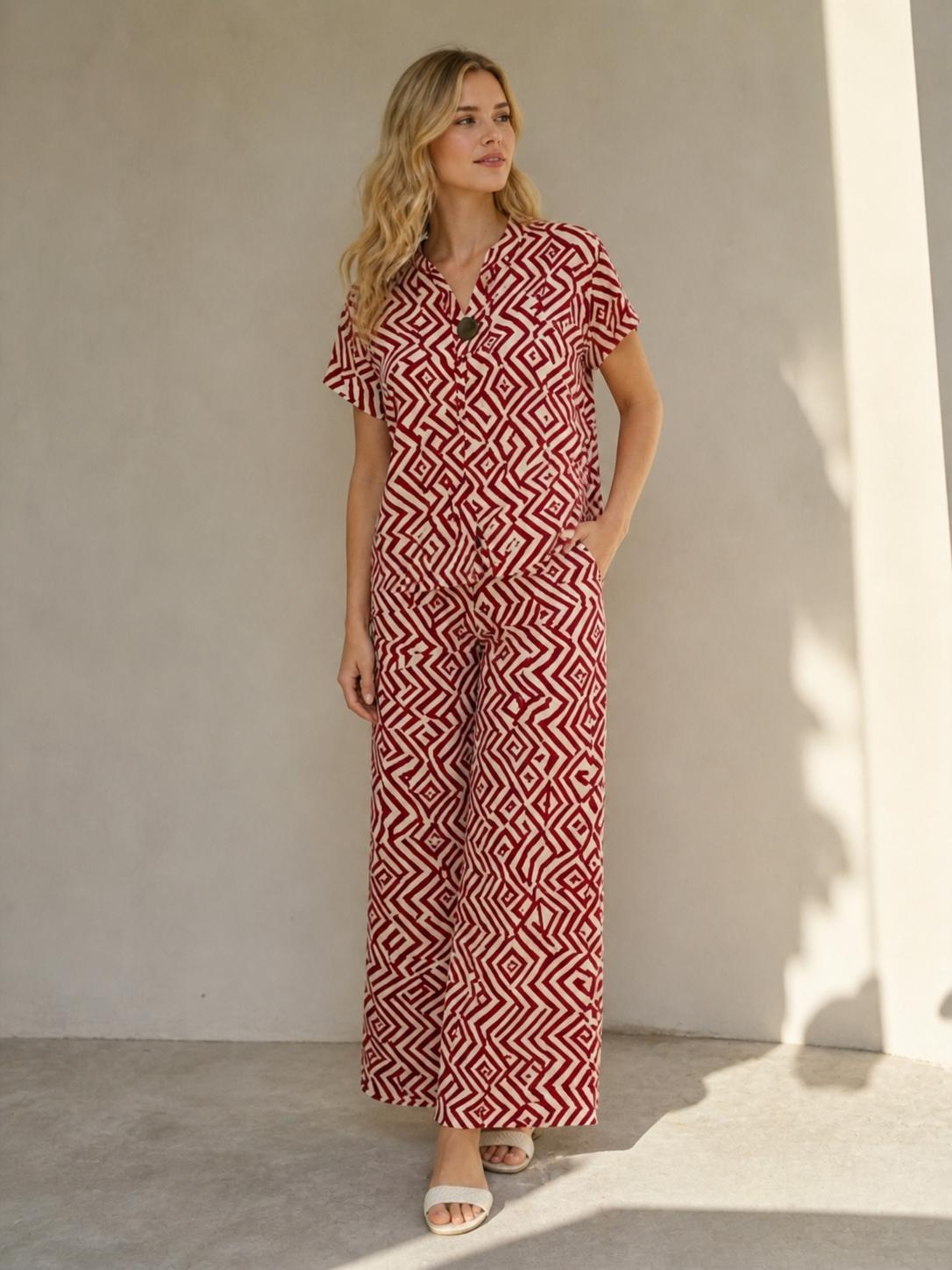 Conjunto 2 piezas blusa y pantalón ancho estampado  estilo boho, tejido ligero y fresco ideal para verano, camiseta suelta con manga corta y pantalón fluido de cintura elástica, look cómodo y elegante fácil de combinar, perfecto para vacaciones
