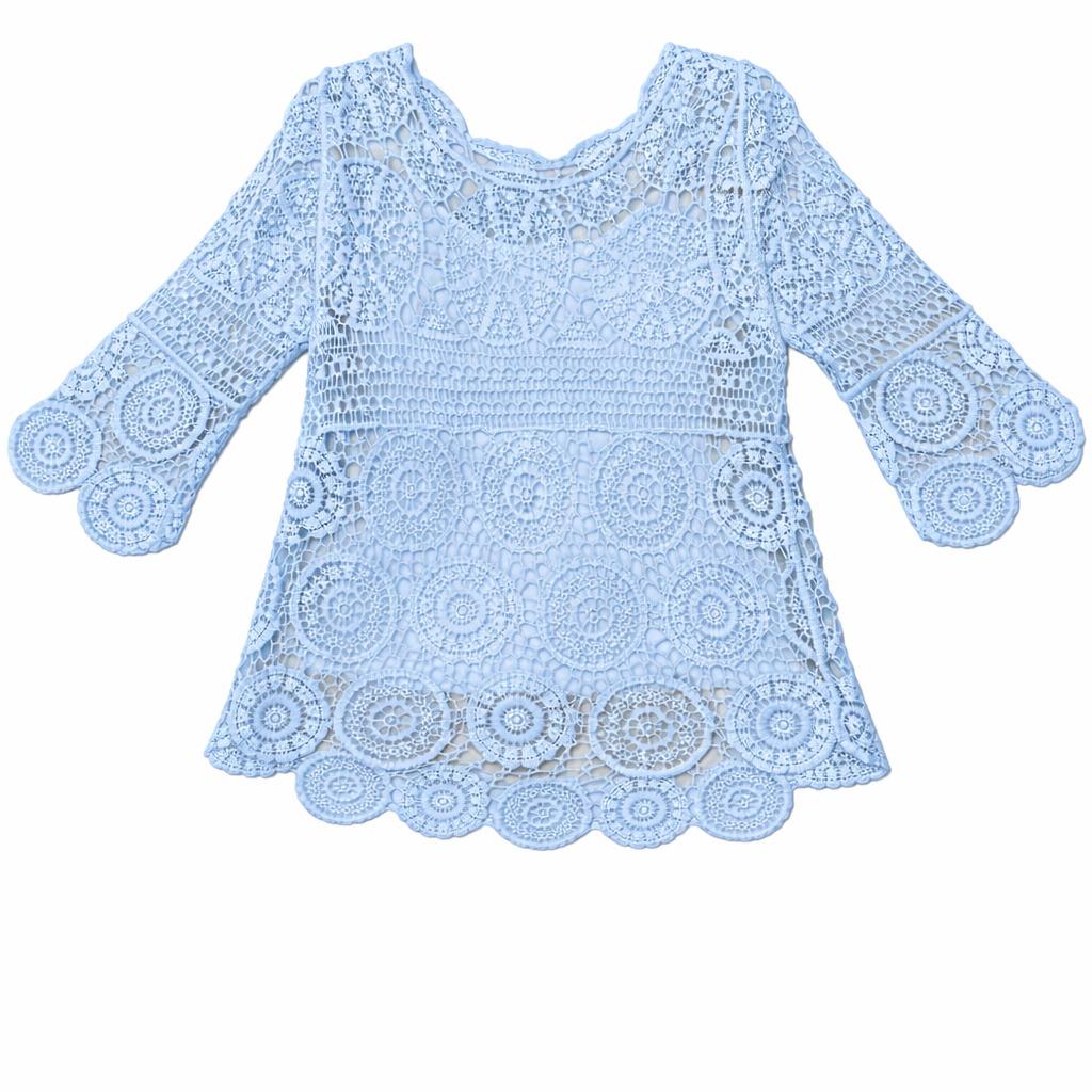 YULVET Blusa de encaje crochet floral con manga francesa acampanada y bajo ondulado en acabado calado elegante