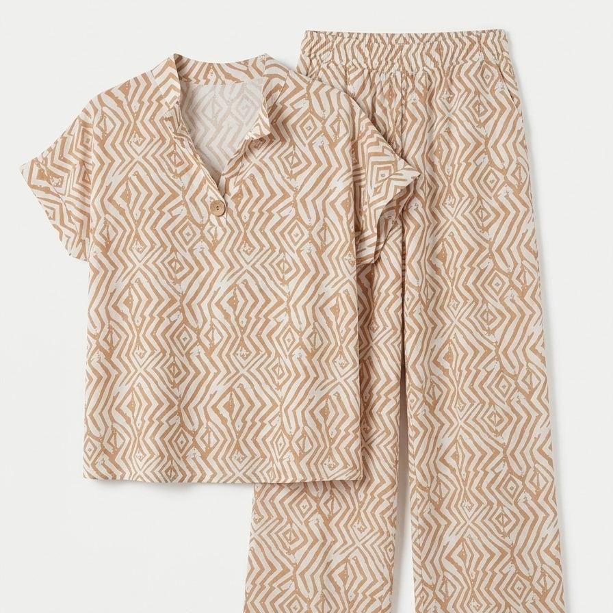Conjunto 2 piezas blusa y pantalón ancho estampado  estilo boho, tejido ligero y fresco ideal para verano, camiseta suelta con manga corta y pantalón fluido de cintura elástica, look cómodo y elegante fácil de combinar, perfecto para vacaciones