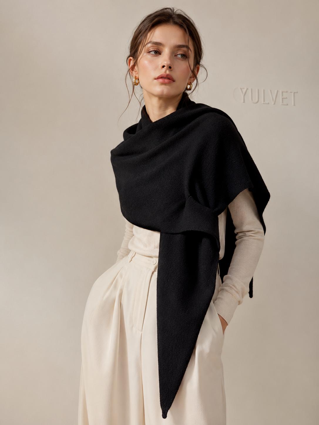 YULVET Chal Triangular para Mujer de 100% Poliéster con Abertura Pasante y Puntas Alargadas, Textura Suave y Caída Natural, Pañuelo Envolvente Versátil para Llevar como Bufanda o Estola